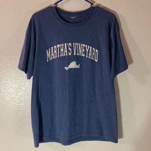 martha’s vineyard t shirt